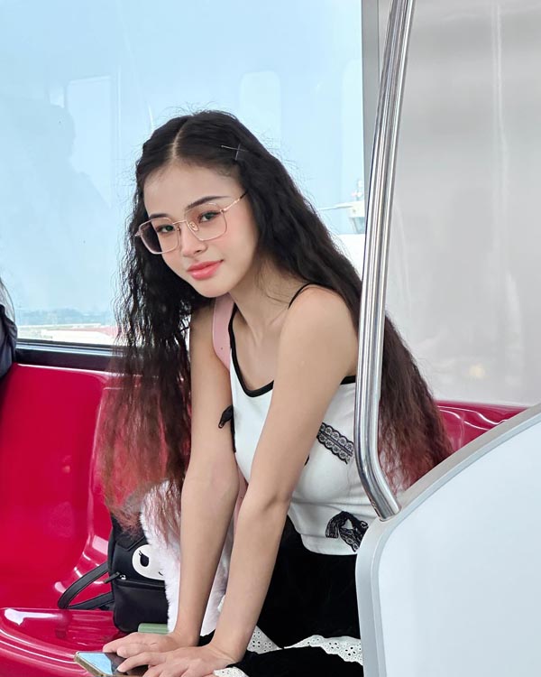 Aurora แจกวาร์ป น้อง เต้าหู้ สาวจีน ดาวติ๊กต็อค น่ารัก เซ็กซี่ 18+ 2