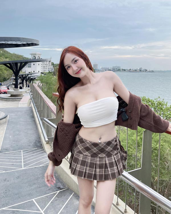Bim Kr แจกวาร์ป บุ๋มบิ๋ม สาวหวาน ดาวติ๊กต็อค อวดบิกินี่ โคตรเด็ด 18+ 23