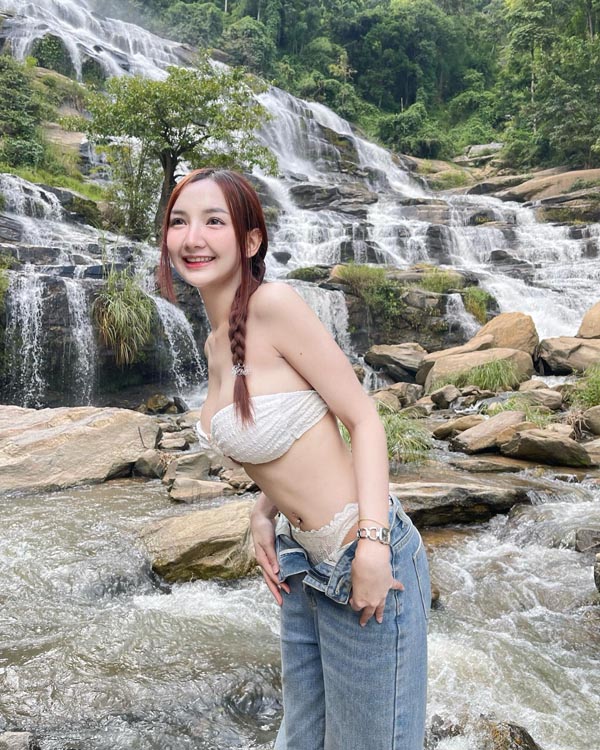 Bim Kr แจกวาร์ป บุ๋มบิ๋ม สาวหวาน ดาวติ๊กต็อค อวดบิกินี่ โคตรเด็ด 18+ 24