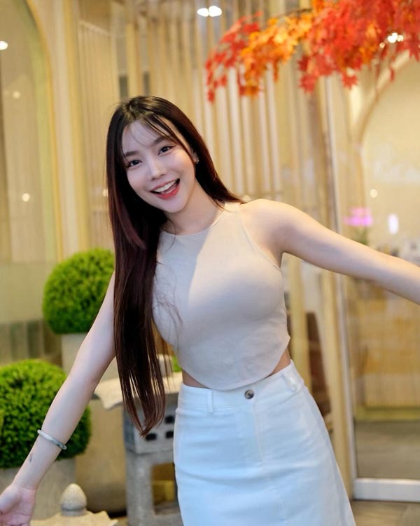 Bunny Ged แจกวาร์ป นางแบบ เซ็กซี่ น้อง เกด ดาวทวิต Onlyfans 18+ 3