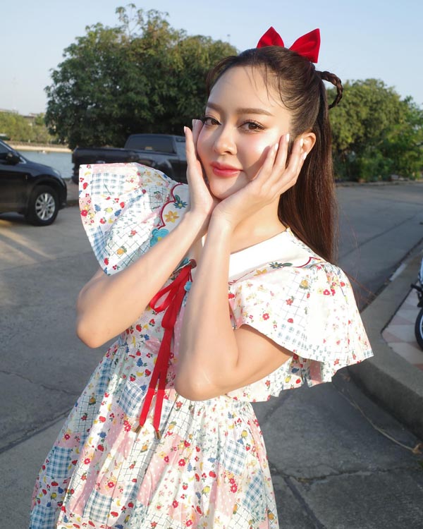 Kambum Preeyada ดาวติ๊กต็อค แก้มบุ๋ม ปรียาดา ดารา หุ่นดี เซ็กซี่ 18+ 16