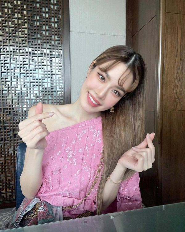 เกรซ กาญจน์เกล้า แจกวาร์ป ดารา หน้าสวย ยุค90 หุ่นแซ่บ ไม่มีเปลี่ยน 19