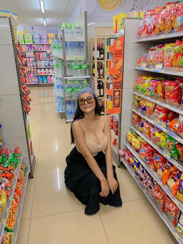 orapunfaii แจกวาร์ป ฝ้าย อรพรรณ นางแบบ ดาวทวิต Onlyfans เด็ด 18+ 8