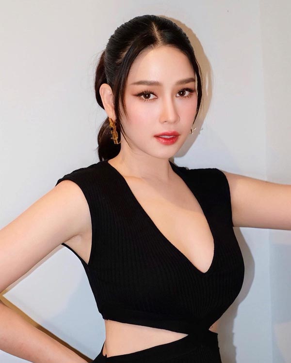 โม อมีนา แจกวาร์ป นักแสดง ดารา นางแบบ สาวสวย เซ็กซี่ 20