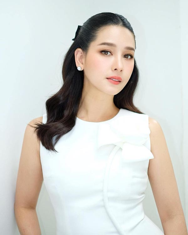 โม อมีนา แจกวาร์ป นักแสดง ดารา นางแบบ สาวสวย เซ็กซี่ 10