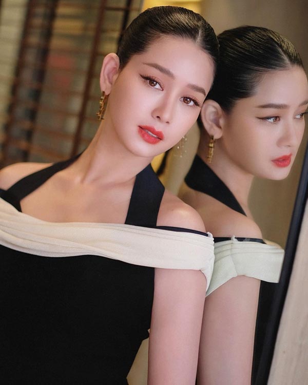โม อมีนา แจกวาร์ป นักแสดง ดารา นางแบบ สาวสวย เซ็กซี่ 1