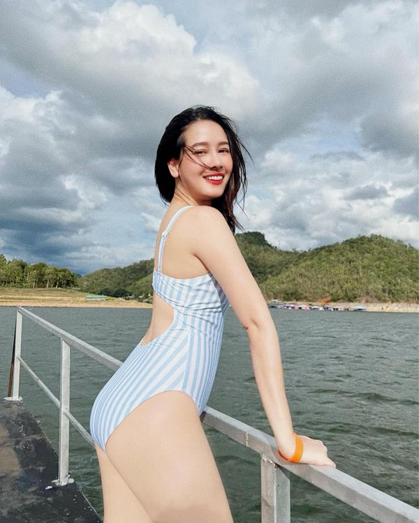 โม อมีนา แจกวาร์ป นักแสดง ดารา นางแบบ สาวสวย เซ็กซี่ 5