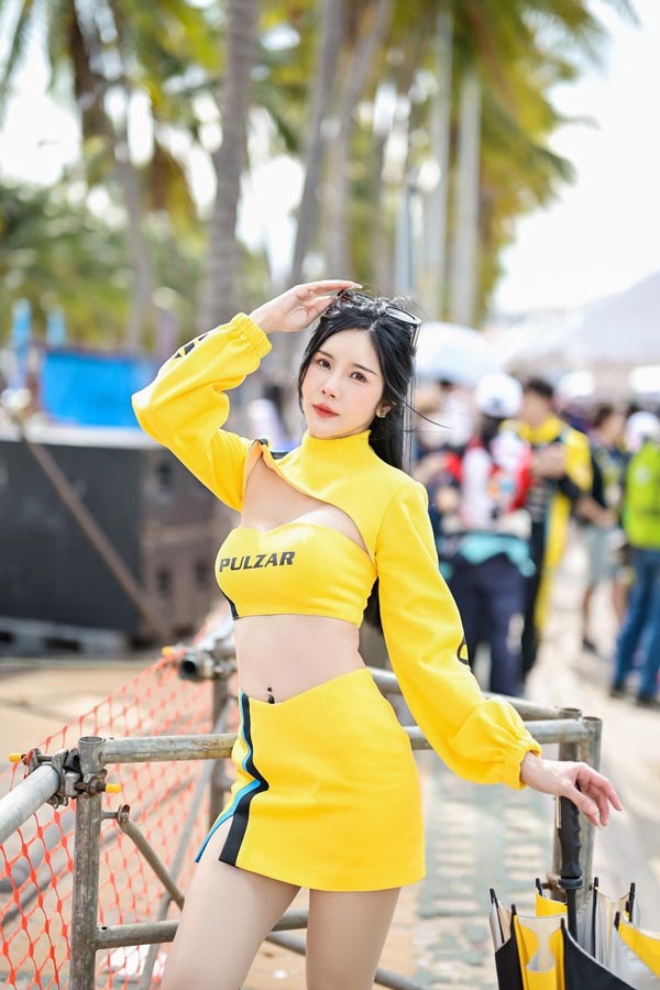 mikipraiya แจกวาร์ป น้องมิกิ พริตตี้ หุ่นเด็ด ดาวทวิต Onlyfans เซ็กซี่ 18+ 20