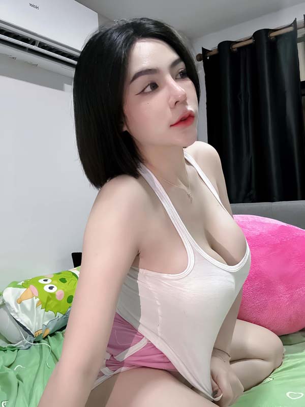 gummii bxxr แจกวาร์ป กัมมี่แบร์ นางแบบ อกใหญ่ ดาวติ๊กต็อค เซ็กซี่ 18+ 18