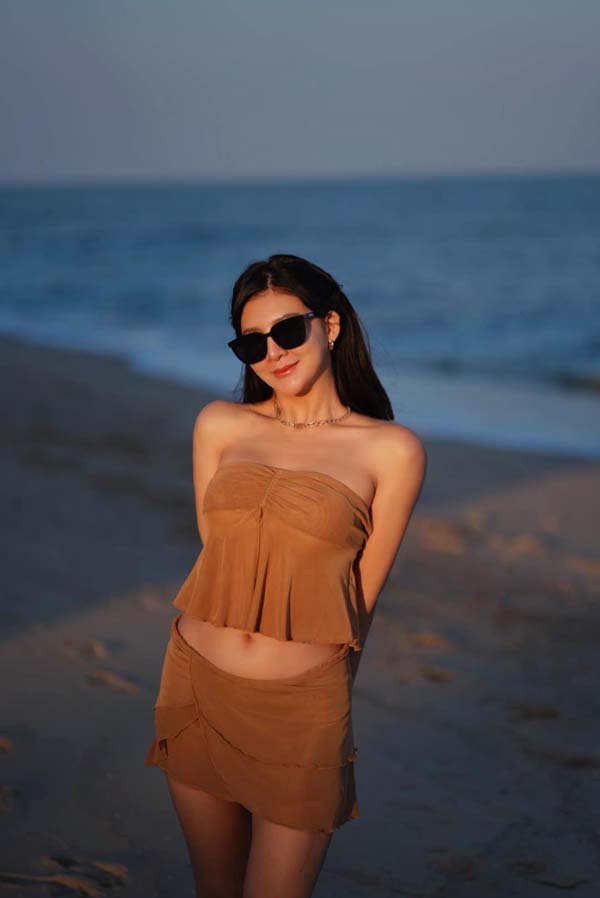 Benya Rattana แจกวาร์ป แบมโบว์ นางแบบ หน้าหมวย อกใหญ่ โอลี่แฟน 14