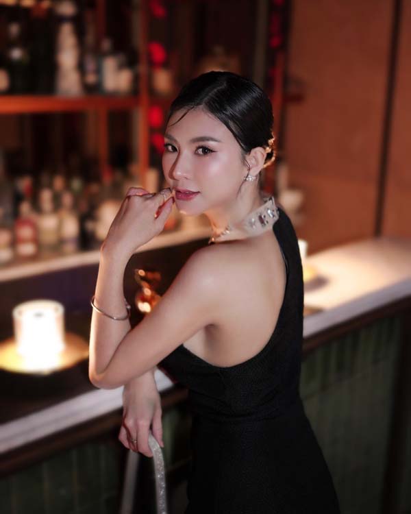 Benya Rattana แจกวาร์ป แบมโบว์ นางแบบ หน้าหมวย อกใหญ่ โอลี่แฟน 24