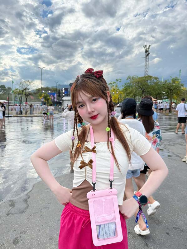 freshy_chs แจกวาร์ป เฟรชชี่ รีวิว เน็ตไอดอล น่ารัก ยิ้มหวาน ติ๊กต็อค 18+ 4