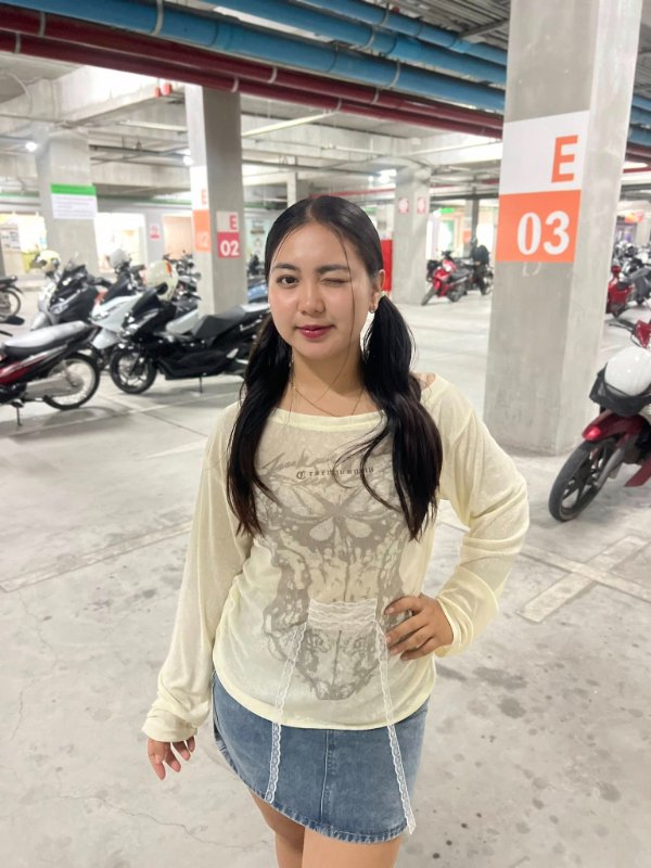 Ploy supatcha แจกวาร์ป พลอย สุพัชชา สาวอวบ คอนเทนต์ ยั่ว ยูทูป 18+ 4