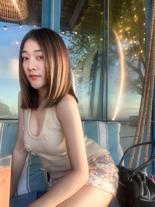 baifern nongnapat แจกวาร์ป ใบเฟิร์น ดาวติ๊กต็อค ติดแกรม หุ่นเด็ด 18+ 16