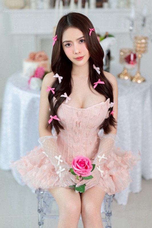 Catier pat แจกวาร์ป กานต์ คาเทียร์ นางแบบ บิกินี่เด็ด คอนเทนต์ ยั่ว 18+ 1