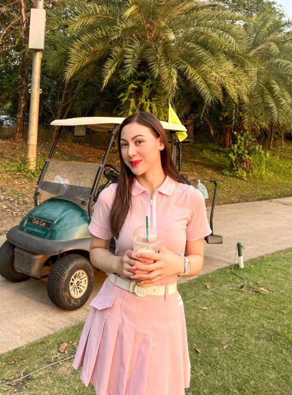 Tomew phatthana แจกวาร์ป นางงาม อินเตอร์ เซ็กซี่ ชอบตีกอล์ฟ 18+ 20