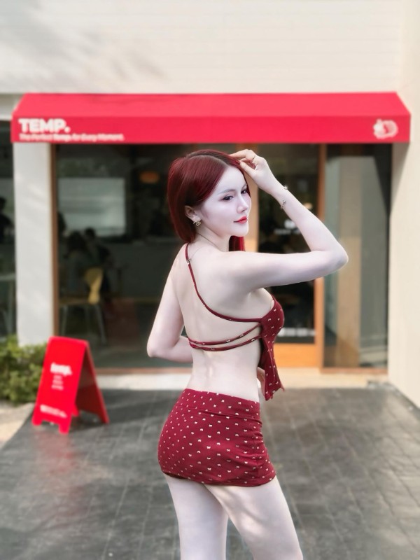 yelly sohot แจกงวาร์ป เยลลี่ ปีโป้ นางแบบ ผมแดง ลีลาร้อนแรง เด็ด 18+ 3