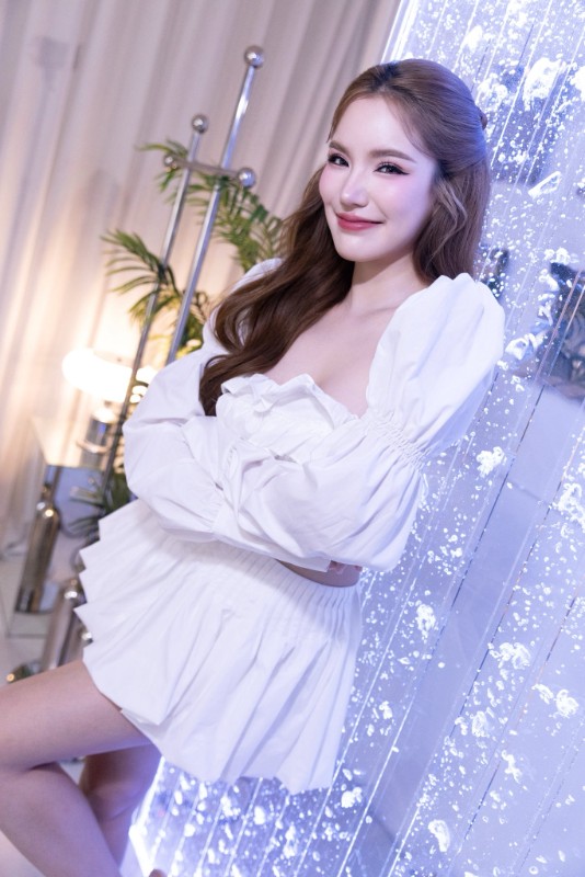 Baby supannee แจกวาร์ป เบบี้ สุพรรณี นางแบบ ผิวออร่า อกโต เด้ง 18+ 17