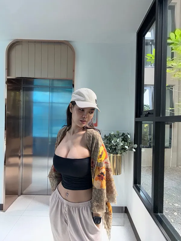 Noey Yanisa vk เปิดวาร์ป หญิงเนย วีเค นางแบบ สายฝอ อกโต เด็ด 18+ 4