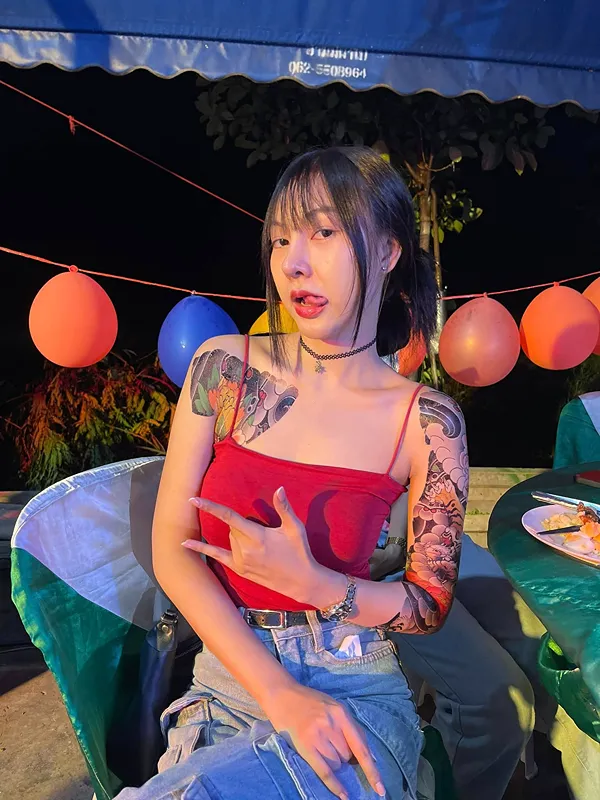 ปุ๋ย นิศากร วาร์ปสาว pui nisakorn ครูสาว คอนเทนต์ยั่ว สายฮา รูปเด็ด 18+ 17