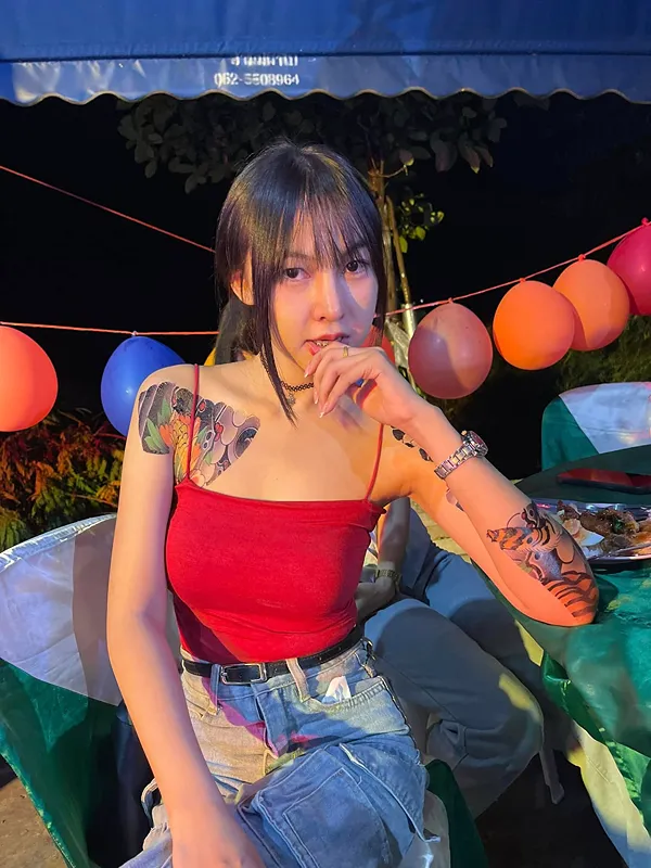 ปุ๋ย นิศากร วาร์ปสาว pui nisakorn ครูสาว คอนเทนต์ยั่ว สายฮา รูปเด็ด 18+ 18