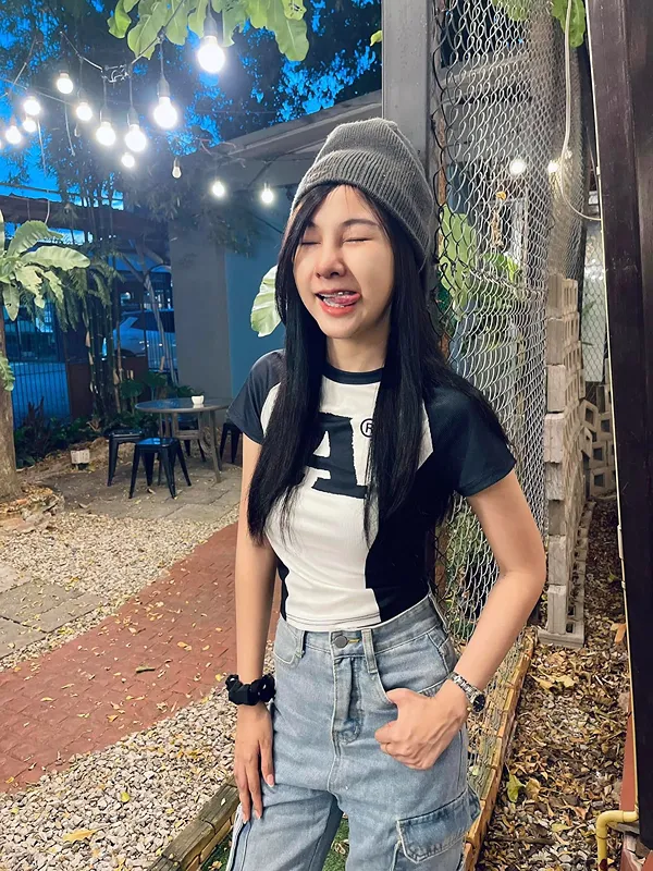 ปุ๋ย นิศากร วาร์ปสาว pui nisakorn ครูสาว คอนเทนต์ยั่ว สายฮา รูปเด็ด 18+ 21