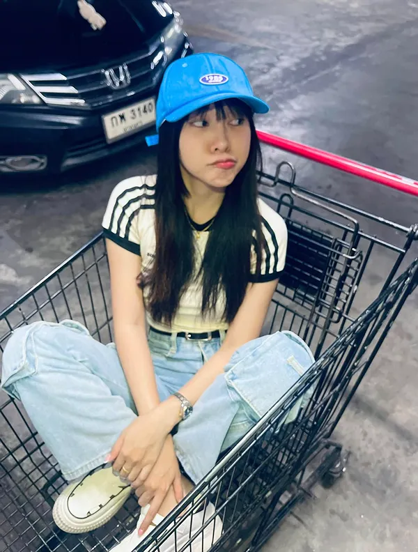 ปุ๋ย นิศากร วาร์ปสาว pui nisakorn ครูสาว คอนเทนต์ยั่ว สายฮา รูปเด็ด 18+ 22